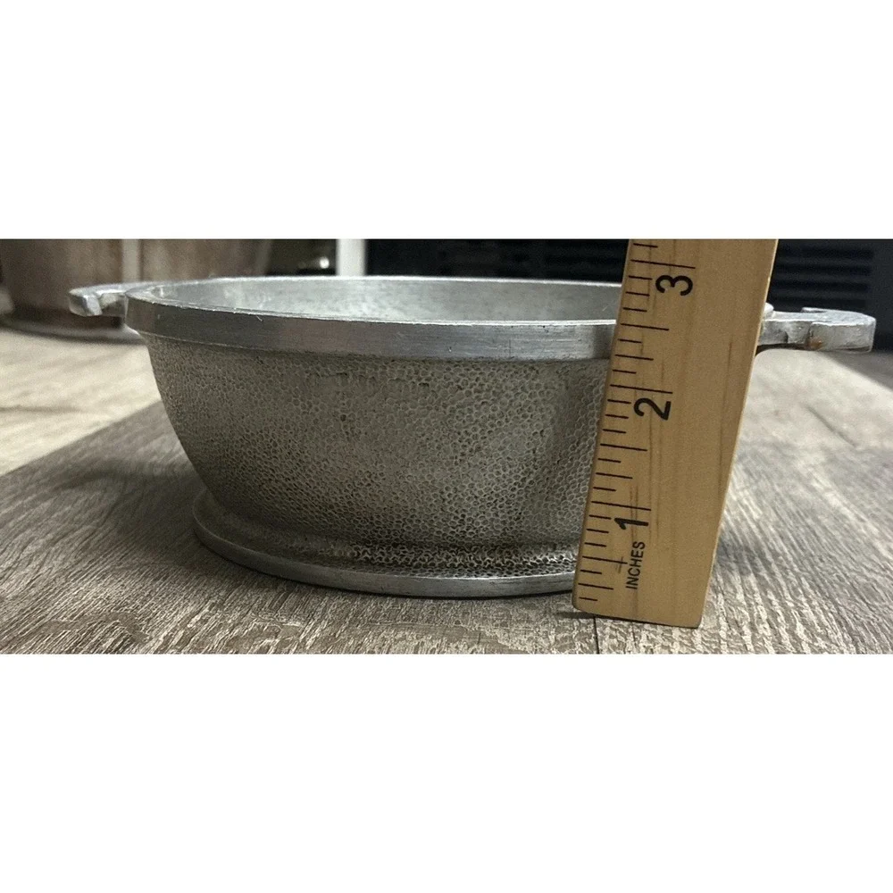 Vintage Guardian Service Pot Hammered Aluminum  6.75
